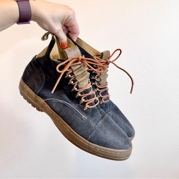 Vans Other - Gorpcore Hiking Sneakers Vans Suede Trail Shoes Lug Sole Men 11.5 Core Retro